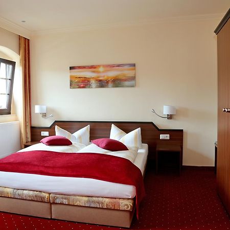 Landhotel Thuermchen Schirgiswalde-Kirschau Экстерьер фото