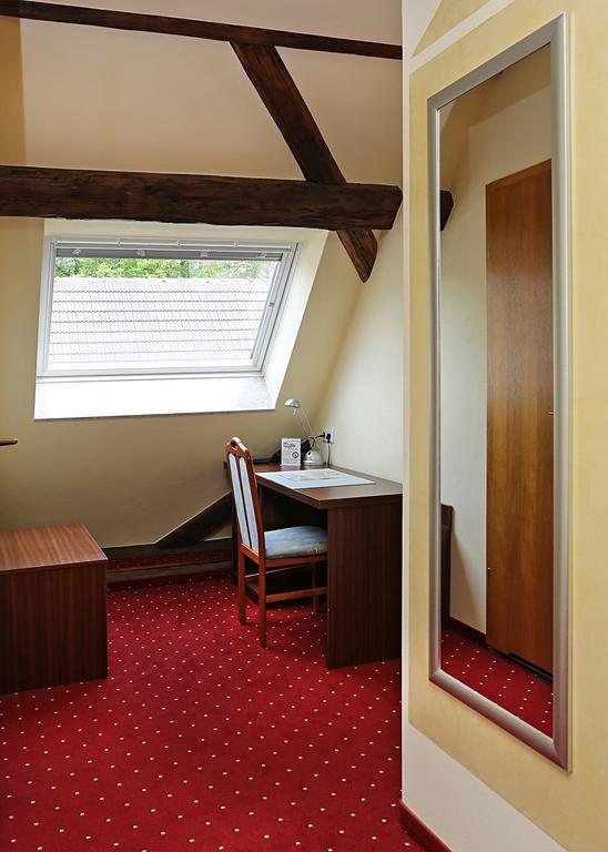 Landhotel Thuermchen Schirgiswalde-Kirschau Экстерьер фото